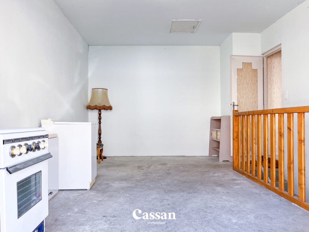 Garage maison à vendre Aurillac Cassan immobilier