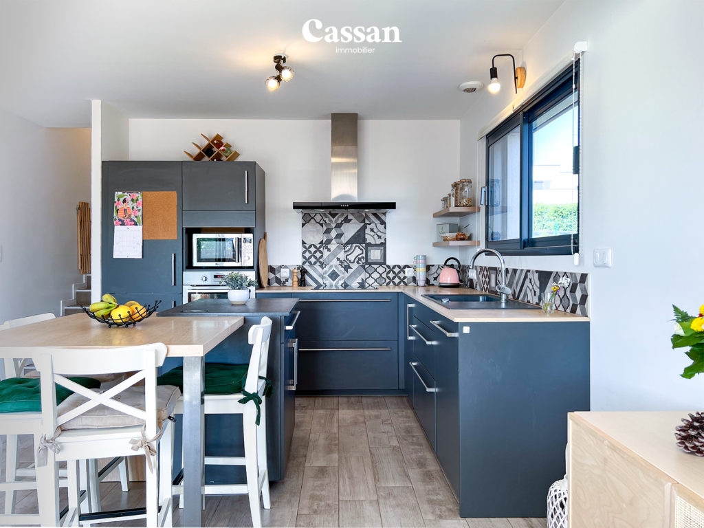 Cuisine maison à vendre Aurillac Cassan immobilier