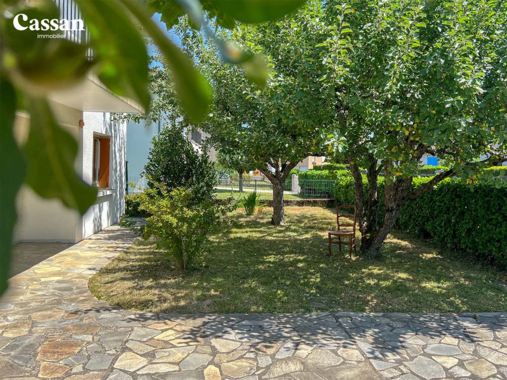 Jardin maison à vendre Aurillac Cassan immobilier