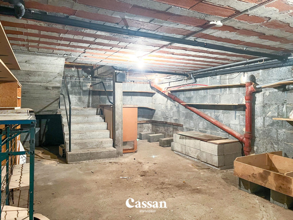 Cave maison à vendre Aurillac Cassan immobilier