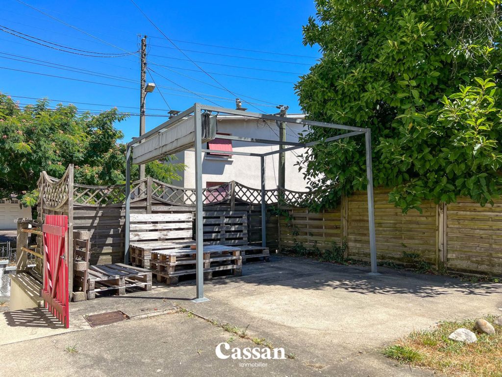 Terrasse maison à vendre Tulle Cassan immobilier