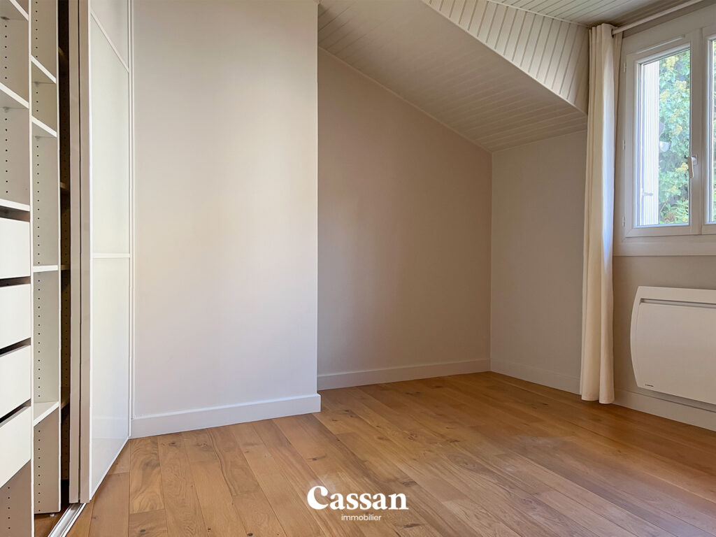 Chambre maison à vendre Aurillac Cassan immobilier