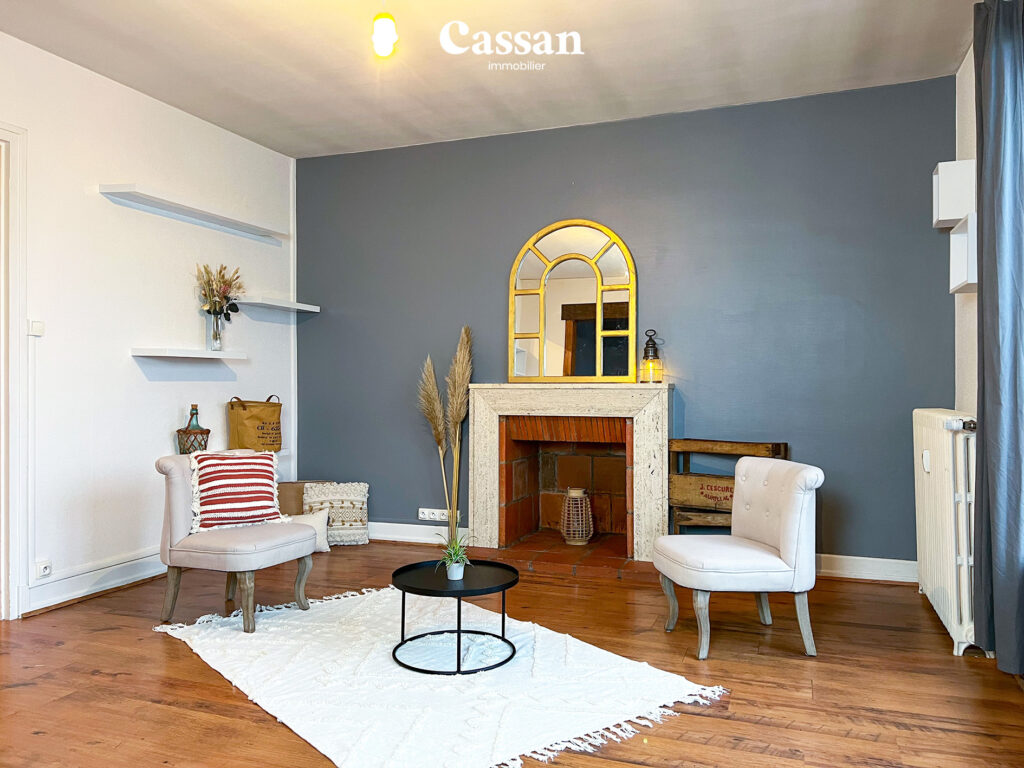 Salon appartement à vendre Aurillac Cassan immobilier