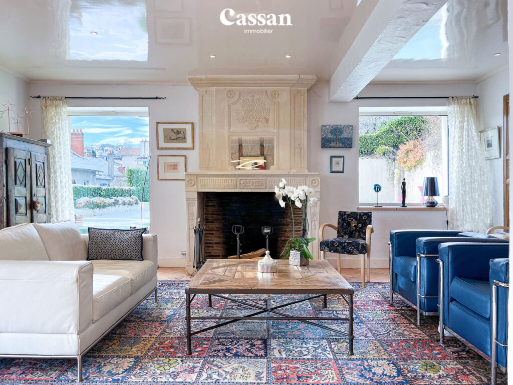 Salon maison à vendre Aurillac Cassan immobilier