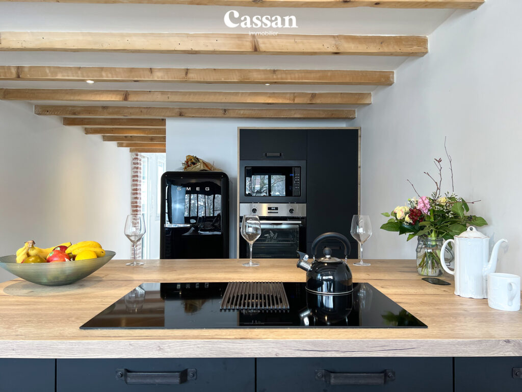 Cuisine maison à vendre Aurillac Cassan immobilier