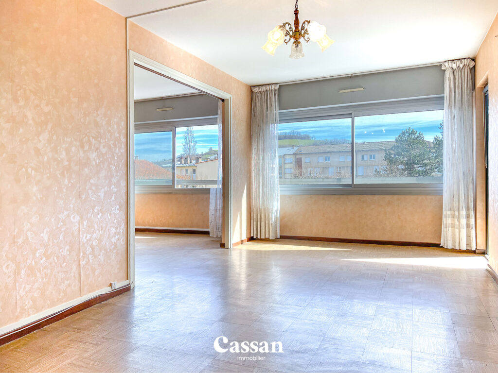 Pièce de vie appartement à vendre Aurillac Cassan immobilier