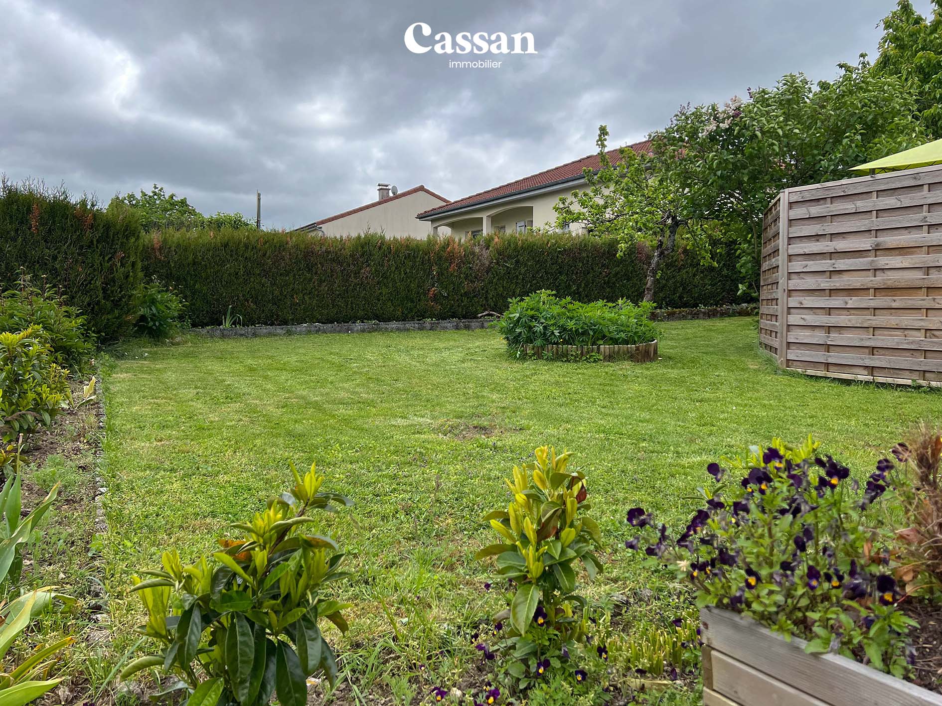 Jardin maison à vendre Saint-Paul-des-Landes Cassan immobilier