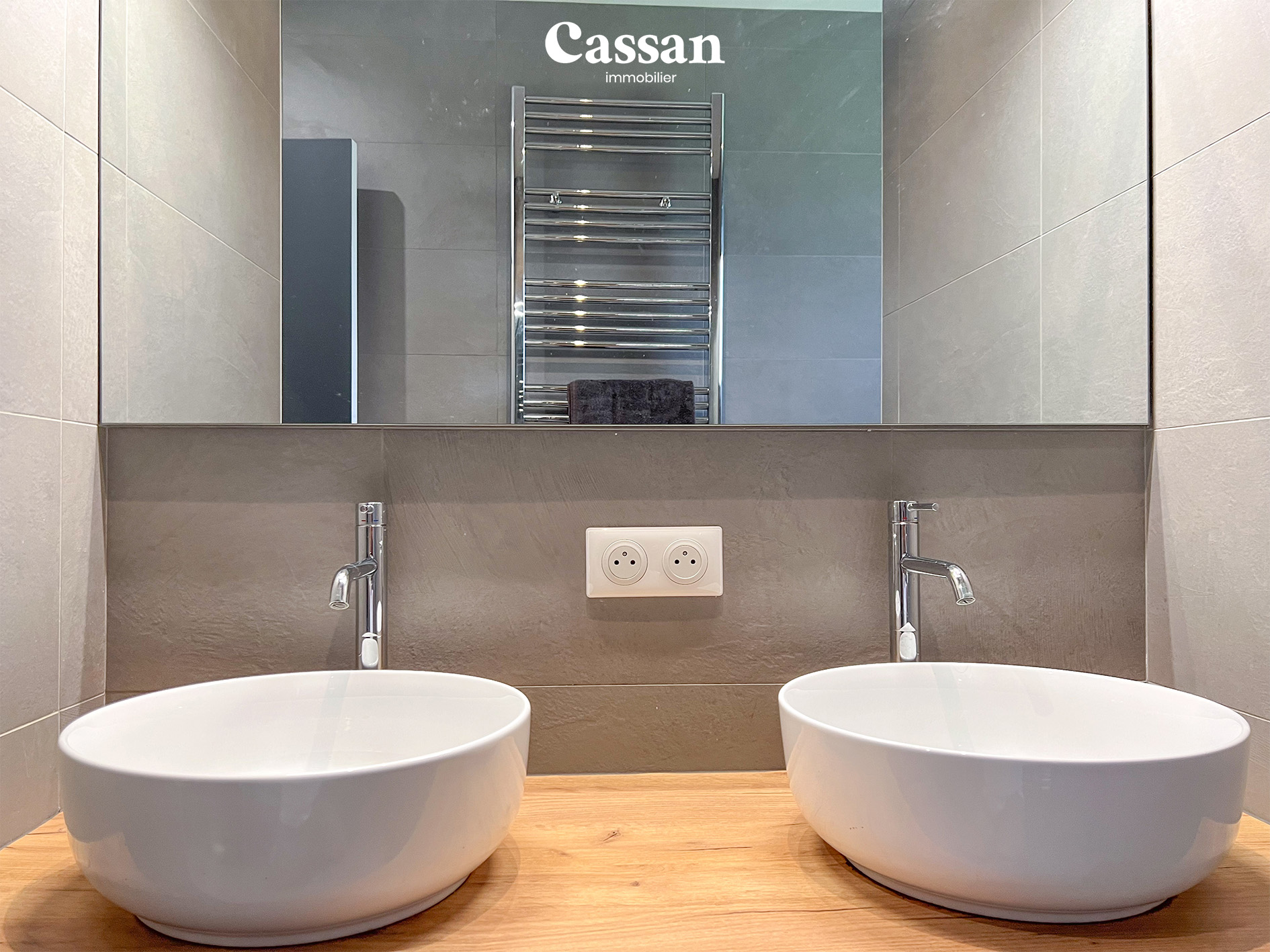 Salle de bain maison à vendre Aurillac Cassan immobilier