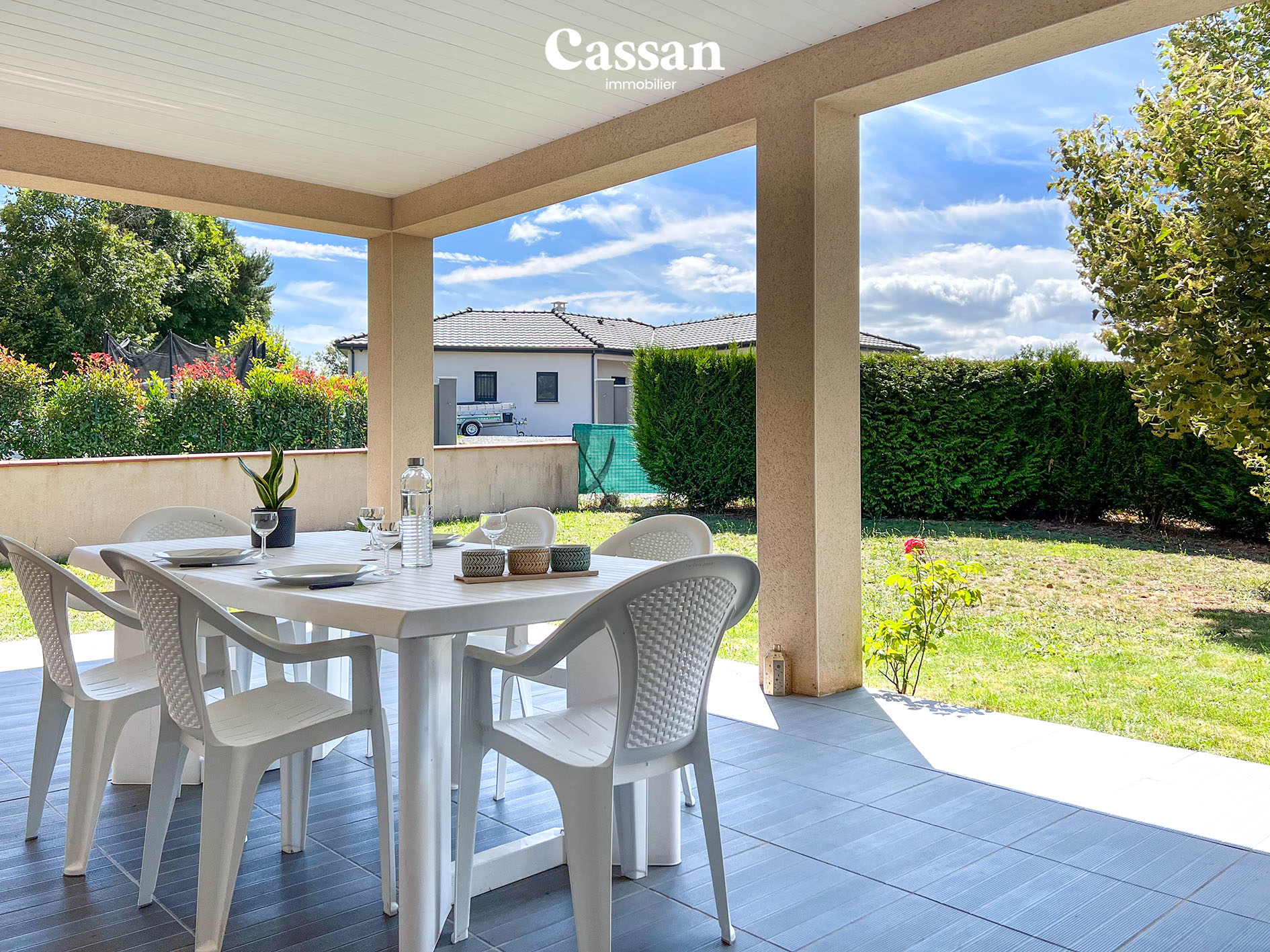 Terrasse maison à vendre Prunet Cassan immobilier
