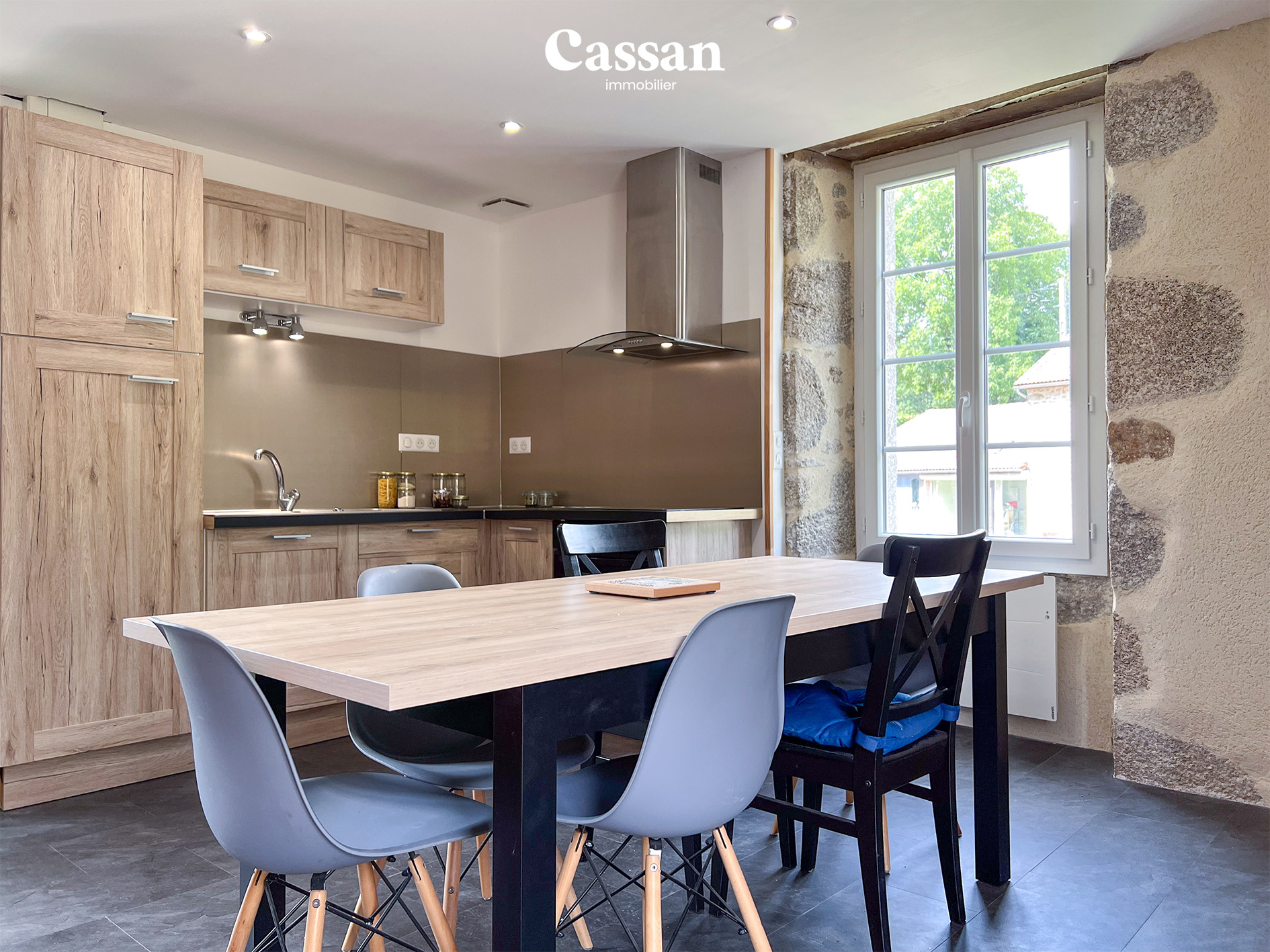 Cuisine maison à vendre Omps Cassan immobilier