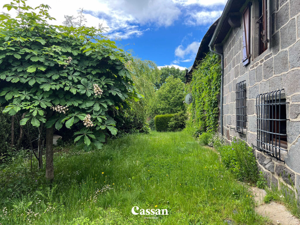 Maison à vendre Neussargues en Pinatelle Cassan immobilier agence immobilière