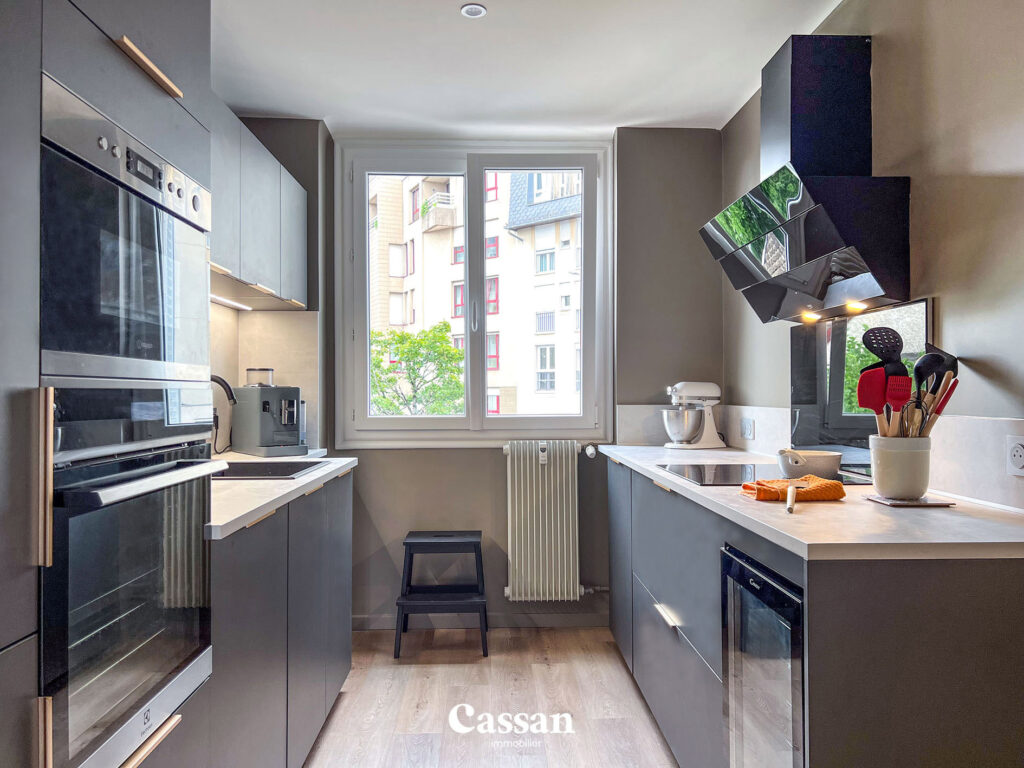 Cuisine appartement à vendre Aurillac Cassan immobilier agence immobilière