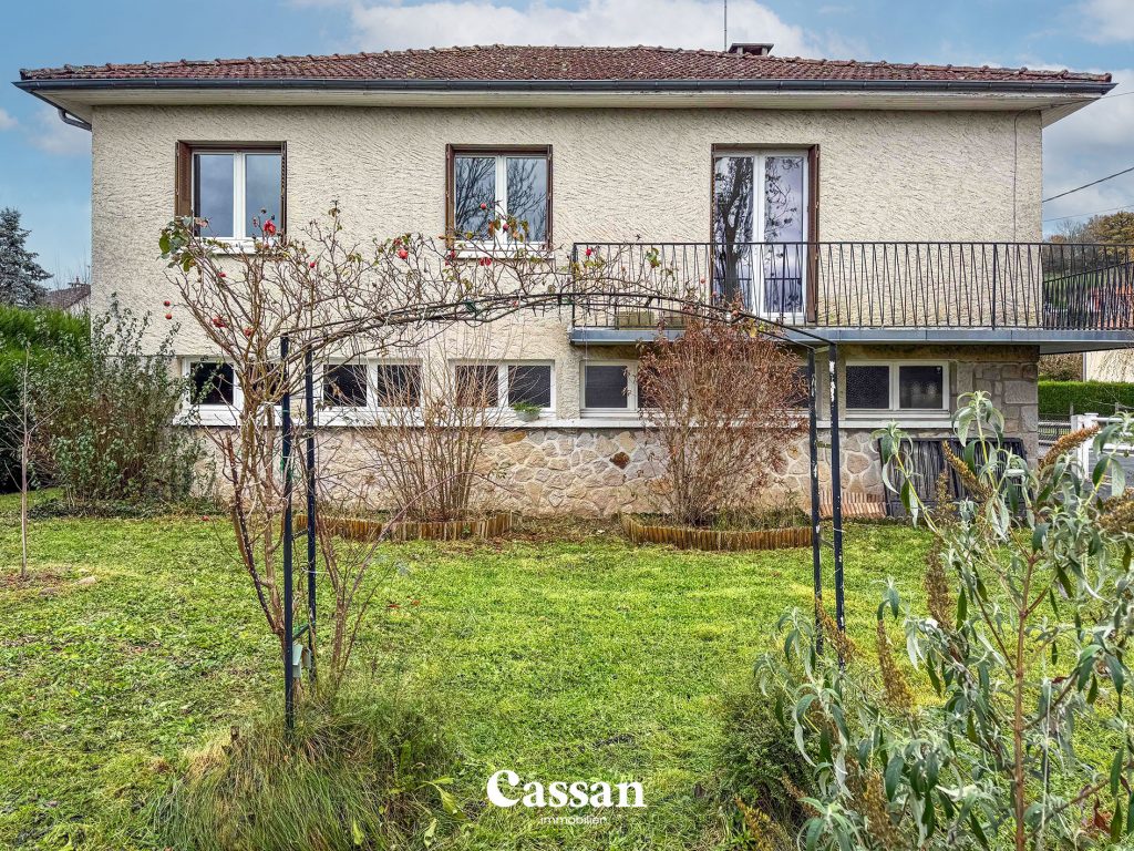 Maison à vendre Jussac Cassan Immobilier agence immobilière Aurillac