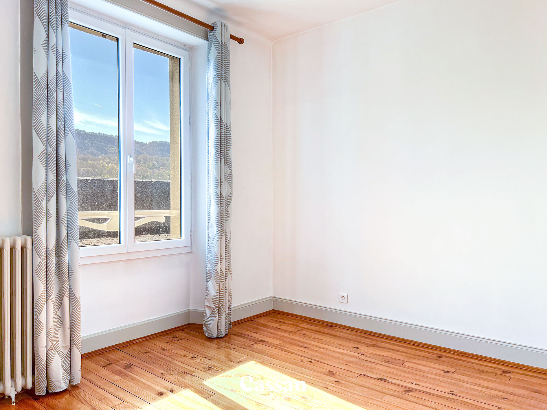 Appartement à vendre Vic-sur-Cère agence immobilière Cassan immobilier Aurillac