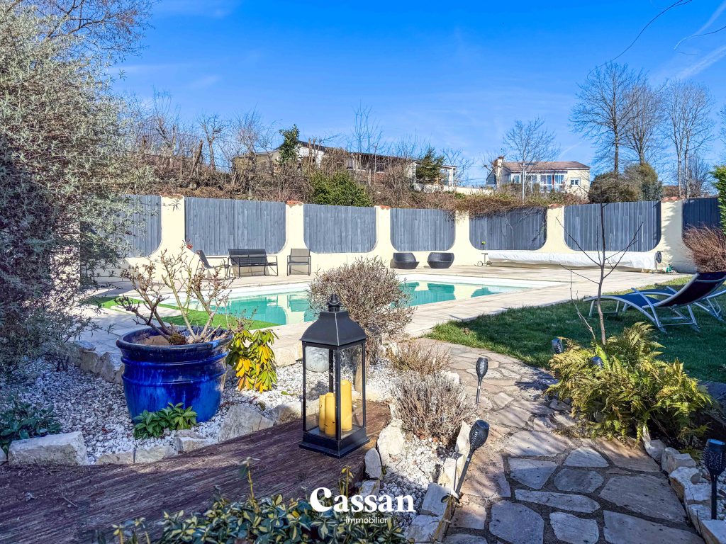 Maison à vendre - Arpajon - Cassan immobilier Agence Immobilière Aurillac