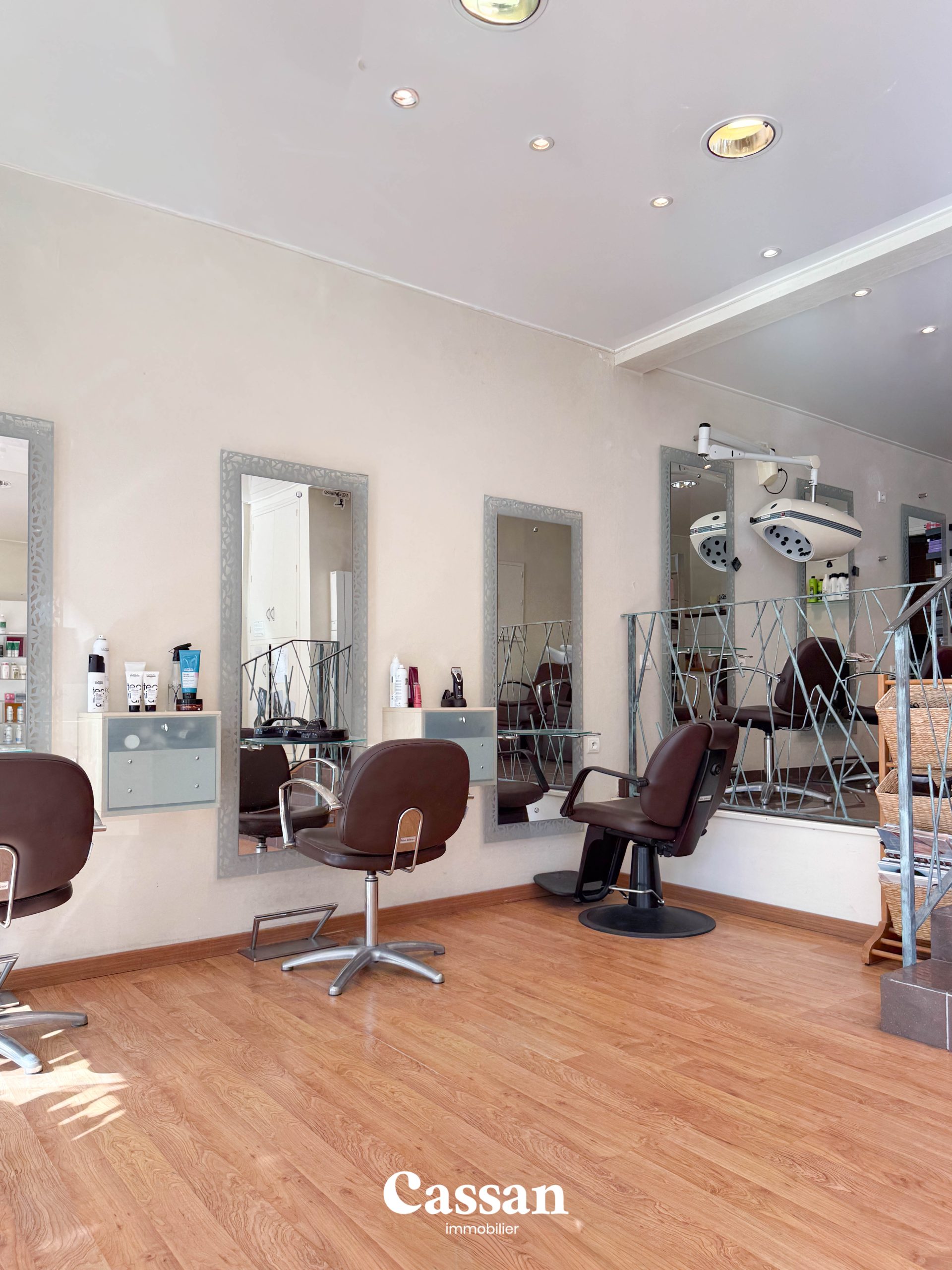 salon de coiffure - Cassan Immobilier