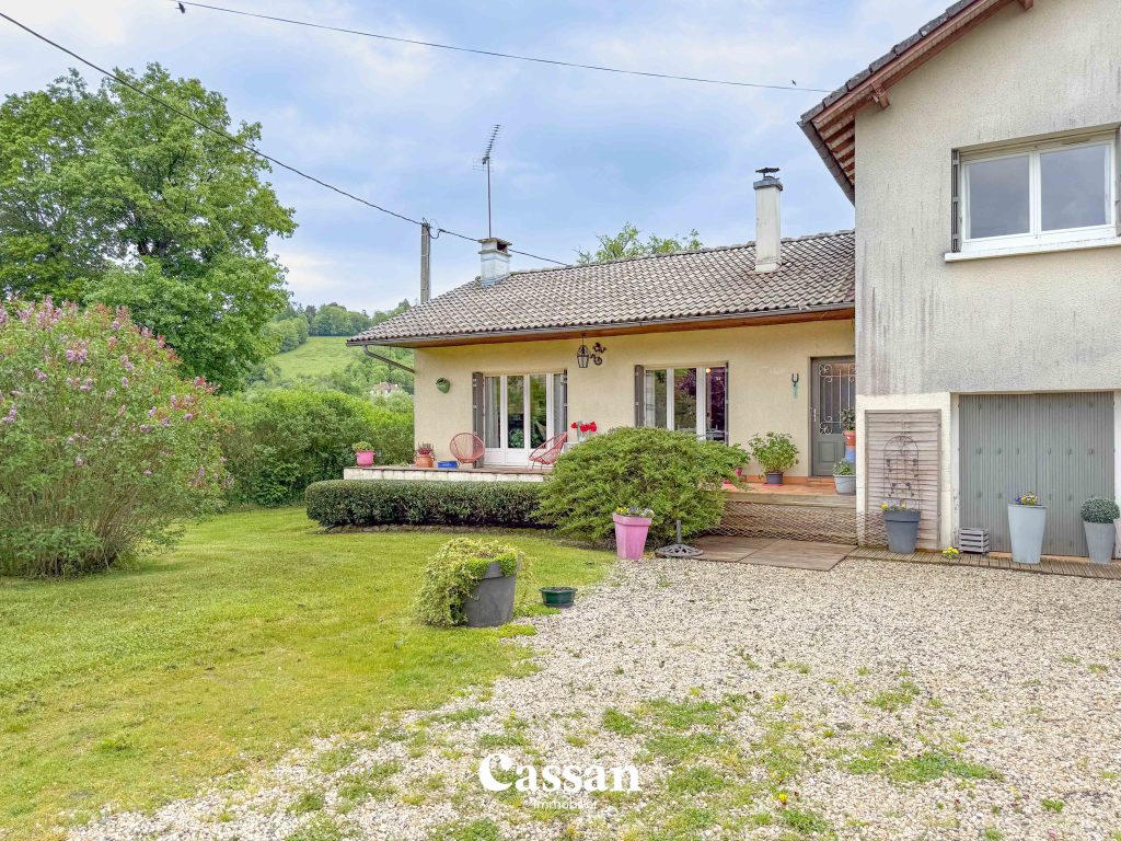 Maison à vendre - Escanis - Cassan immobilier Agence Immobilière Aurillac