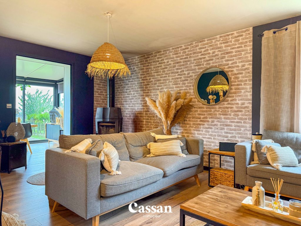 Maison à vendre - Saint-Mamet - Cassan immobilier Agence Immobilière Aurillac