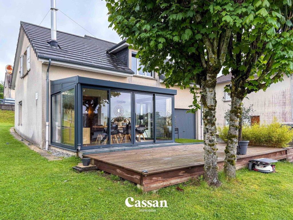 Maison à vendre - Saint-Mamet - Cassan immobilier Agence Immobilière Aurillac