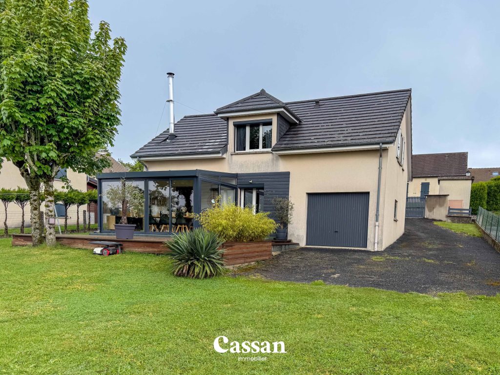Maison à vendre - Saint-Mamet - Cassan immobilier Agence Immobilière Aurillac