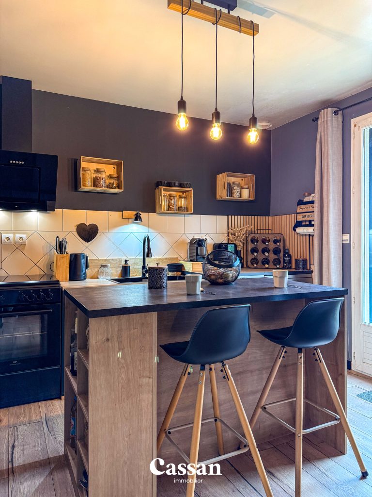 Maison à vendre - Saint-Mamet - Cassan immobilier Agence Immobilière Aurillac