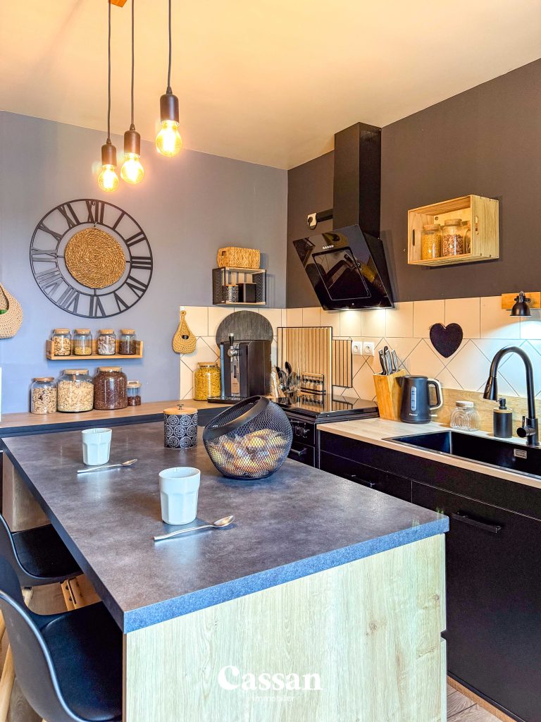 Maison à vendre - Saint-Mamet - Cassan immobilier Agence Immobilière Aurillac